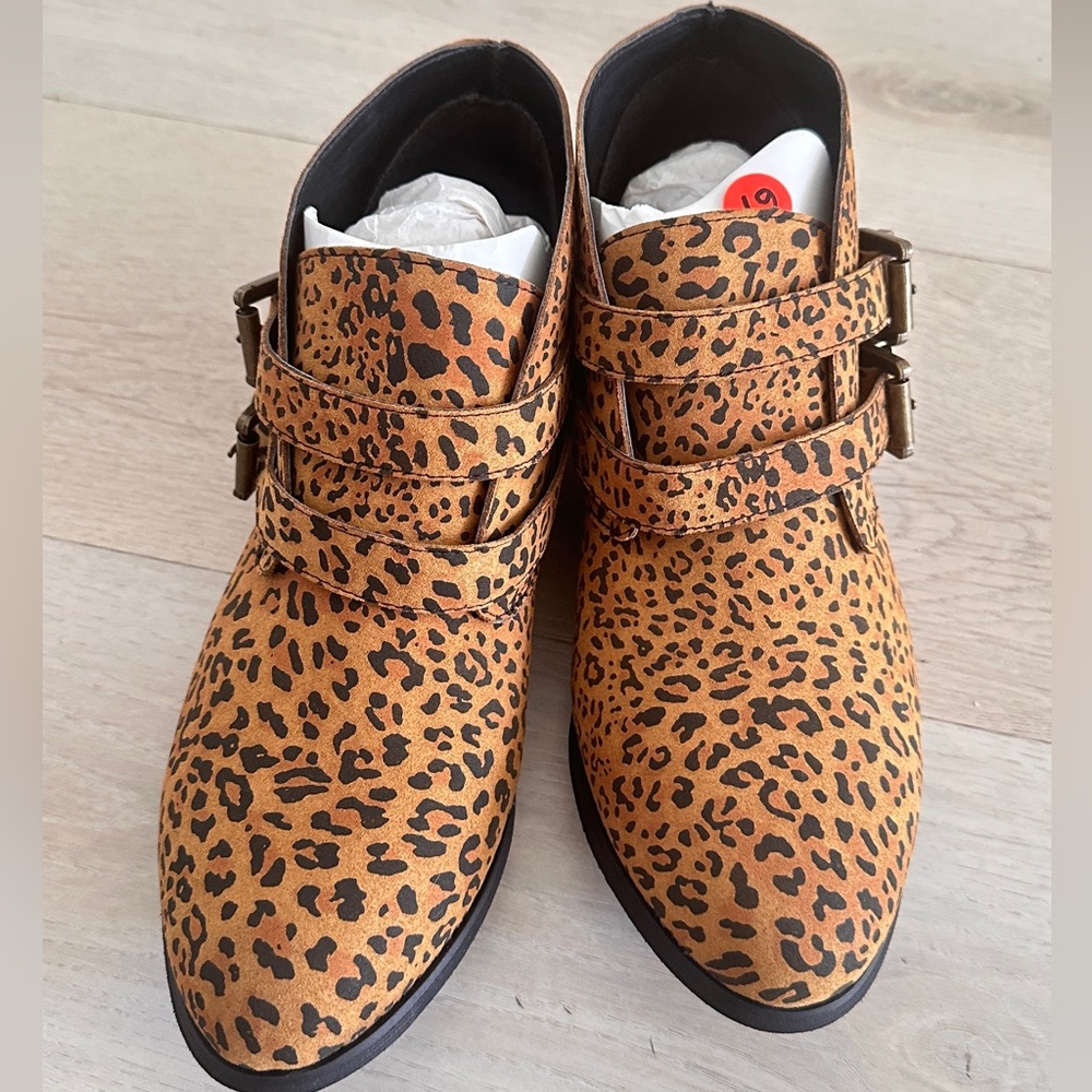 Volcom Leopard Print Ankle Boots